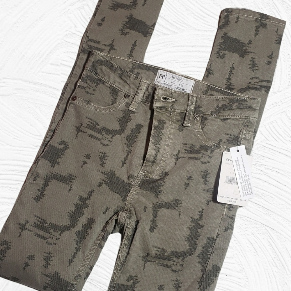 NWT free people size 24 skinny pattern pants